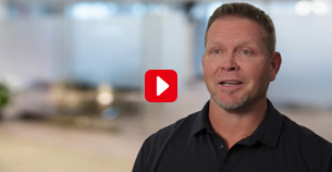 デイモン アルティマ スチュアート・フロスト先生